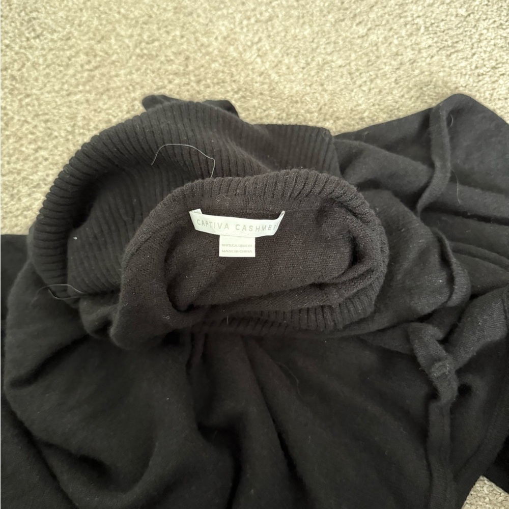Captiva Cashmere black turtleneck shawl